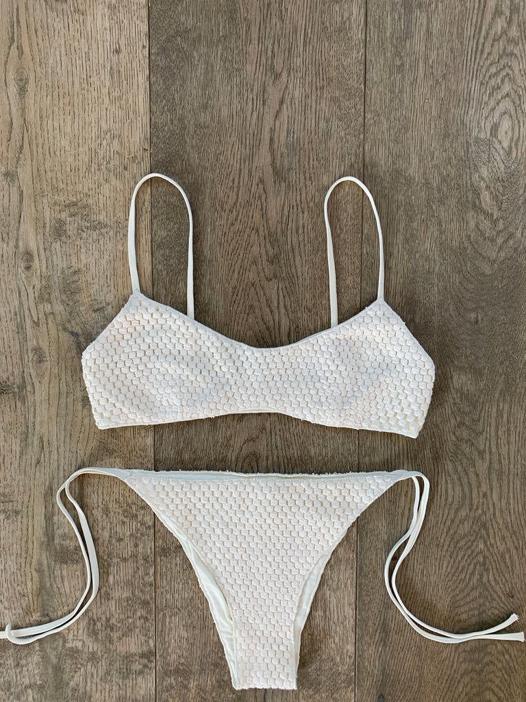 Crochet Bikini Sporty Regular - Thin Shoulder - Off White